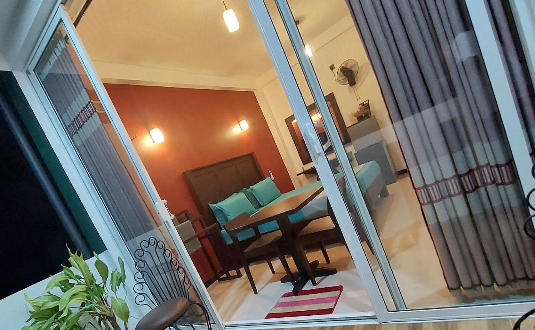 Chen Villa - Near Airport Negombo 2*,